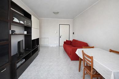 Trivano con lastrico solare e posto auto