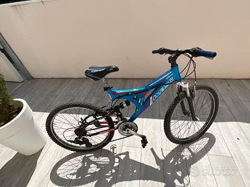 MTB per ragazzi/e di marca MBM modello adrenaline