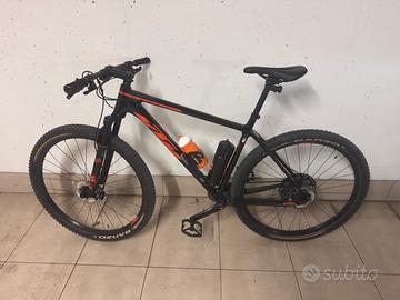 KTM Myroon Master