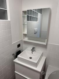 Mobile bagno con lavabo e specchiera Passo Tonale