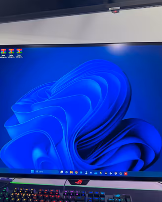 Monitor ASUS ROG OLED PG27AQDP – 27” QHD 480Hz