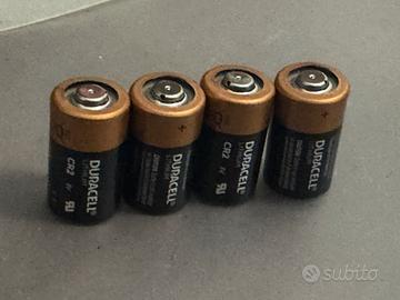 4 batterie duracel per telemetro bushnell