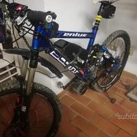 Bicicletta Elettrica E Bike Scott Gravel Custom