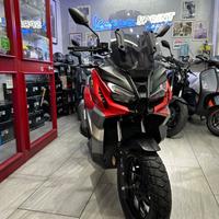 Voge Sfida SR1 125 ADV PARI AL NUOVO 2025 da vetri