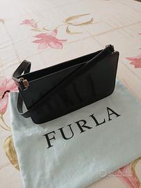 Furla-Borsa Baguette Nera Y2K-Pelle Verniciata