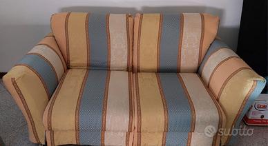 Divano 2-3 posti