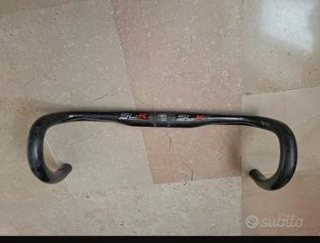 Manubrio Fsa Slk carbon 42 cm