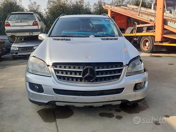 RICAMBI Mercedes ML - 2003