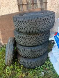 gomme 4 stagioni su cerchio