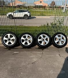 Cerchi e gomme Mercedes