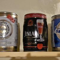 Barile Barili di birra in metallo vuoti lotto top