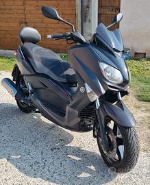 Scooter XMax 250 sport