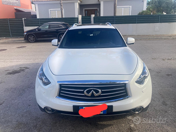 Infiniti qx70 - 2016