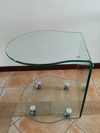 Tavolinetto in robusto vetro