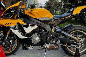 Yamaha R1 60th anniversario