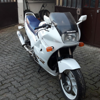 Vfr 750