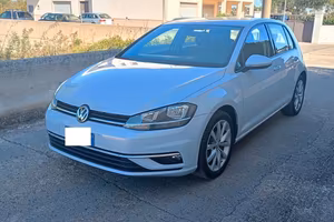 Volkswagen Golf 1.000 TSI 110 CV
