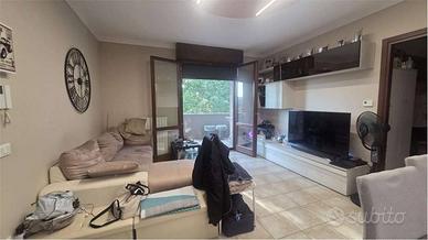 Appartamento di 80 m² con 4 locali e box auto a Sa