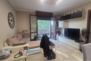 Appartamento di 80 m² con 4 locali e box auto a Sa