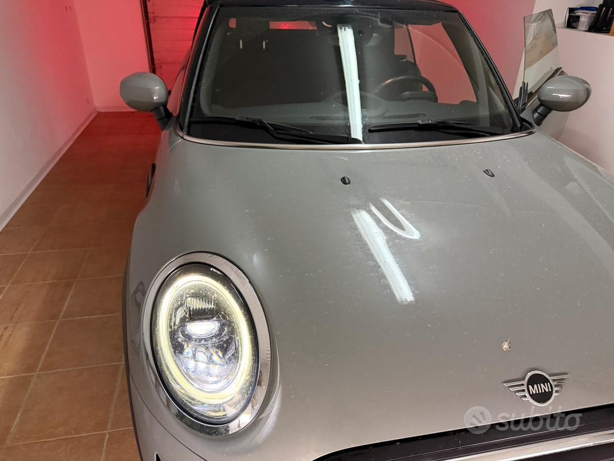 MINI Mini Cabrio (F57)