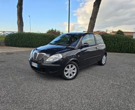 Lancia Y