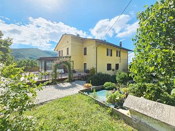 Villa Bifamiliare con terreno, Umbertide UV576