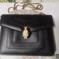 borsa bulgari pelle nero mai usata .linea serpenti