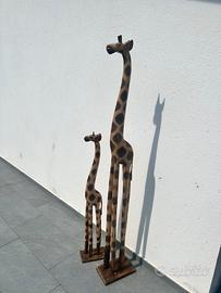 Arredamento statue di giraffa scolpite in legno