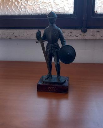 statuetta cavaliere