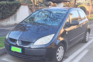 Mitsubishi Colt 1.1 - Benzina - 2008