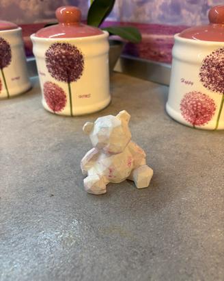 Mini statuetta “Orsetto geometrico” in gesso decor