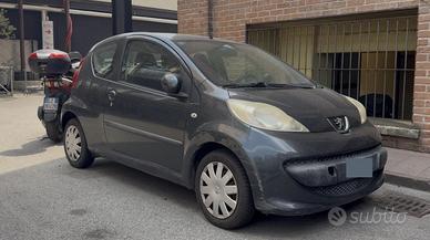 Auto da battaglia.Ideali x Neopatentati