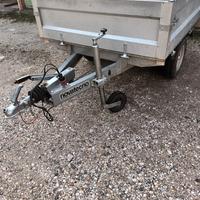 Carrello rimorchio per auto