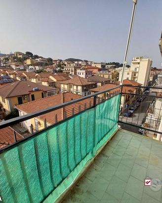 Ristrutturato e luminoso Bivani zona Provinciale