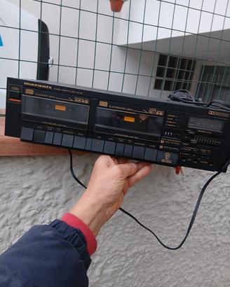 lettore di audiocassette vintageMarantz SD162.
