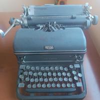 macchina da scrivere Royal