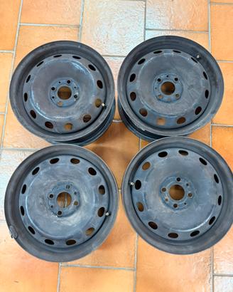 4 cerchi Fiat 15”