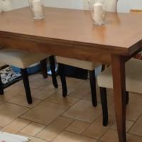 Tavolo in arte povera 