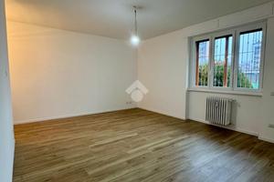 2 LOCALI A BUCCINASCO