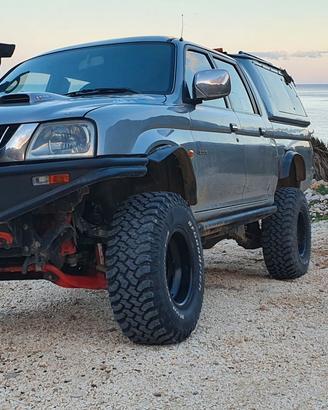 Cerchi Offroad 15x9 6x139.7 Pajero Patrol, Terran