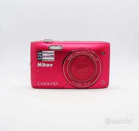 Nikon Coolpix S3500 Fotocamera Digitale rossa