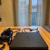 PlayStation 4 Slim - Perfette condizioni