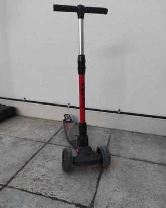 Monopattino a 3 ruote Fascol