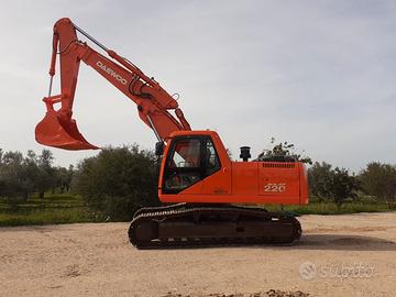 Escavatore cingolato DAEWOO SL 220N-V