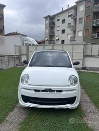 Microcar Dué P85 bianca