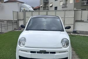 Microcar Dué P85 bianca