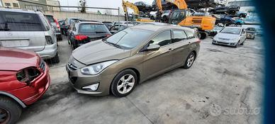 HYUNDAI I40 STATION WAGON 2010 - RICAMBI