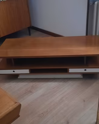 Tavolino basso sala
