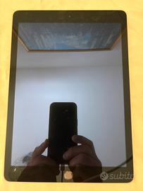 IPad Air 2 32 GB grigio.