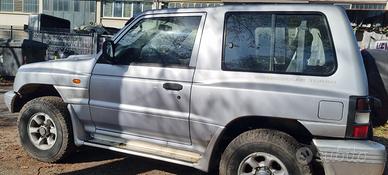 RICAMBI MITSUBISHI PAJERO TARGHET 2.5-2004